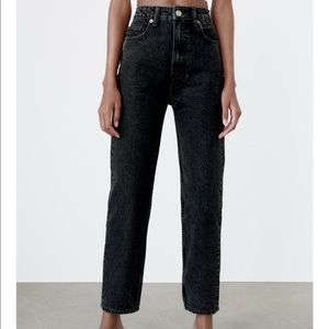NWT Zara Mom Fit High Rise Jeans